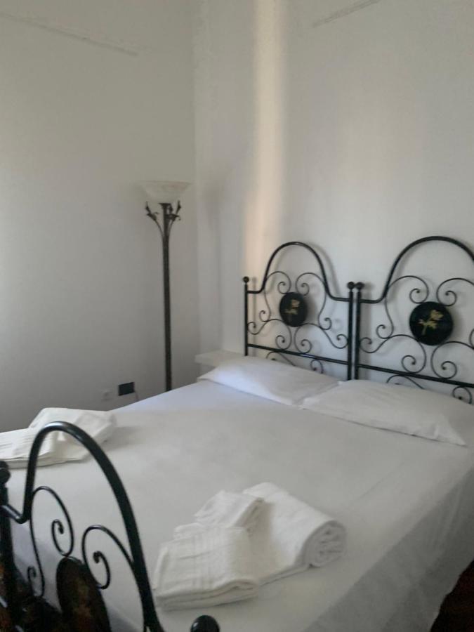 Altrove Bed and Breakfast Κάλιαρι Εξωτερικό φωτογραφία